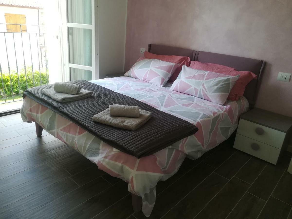 Corte Fasanella - Apartment Lilla Toscolano Maderno Eksteriør bilde